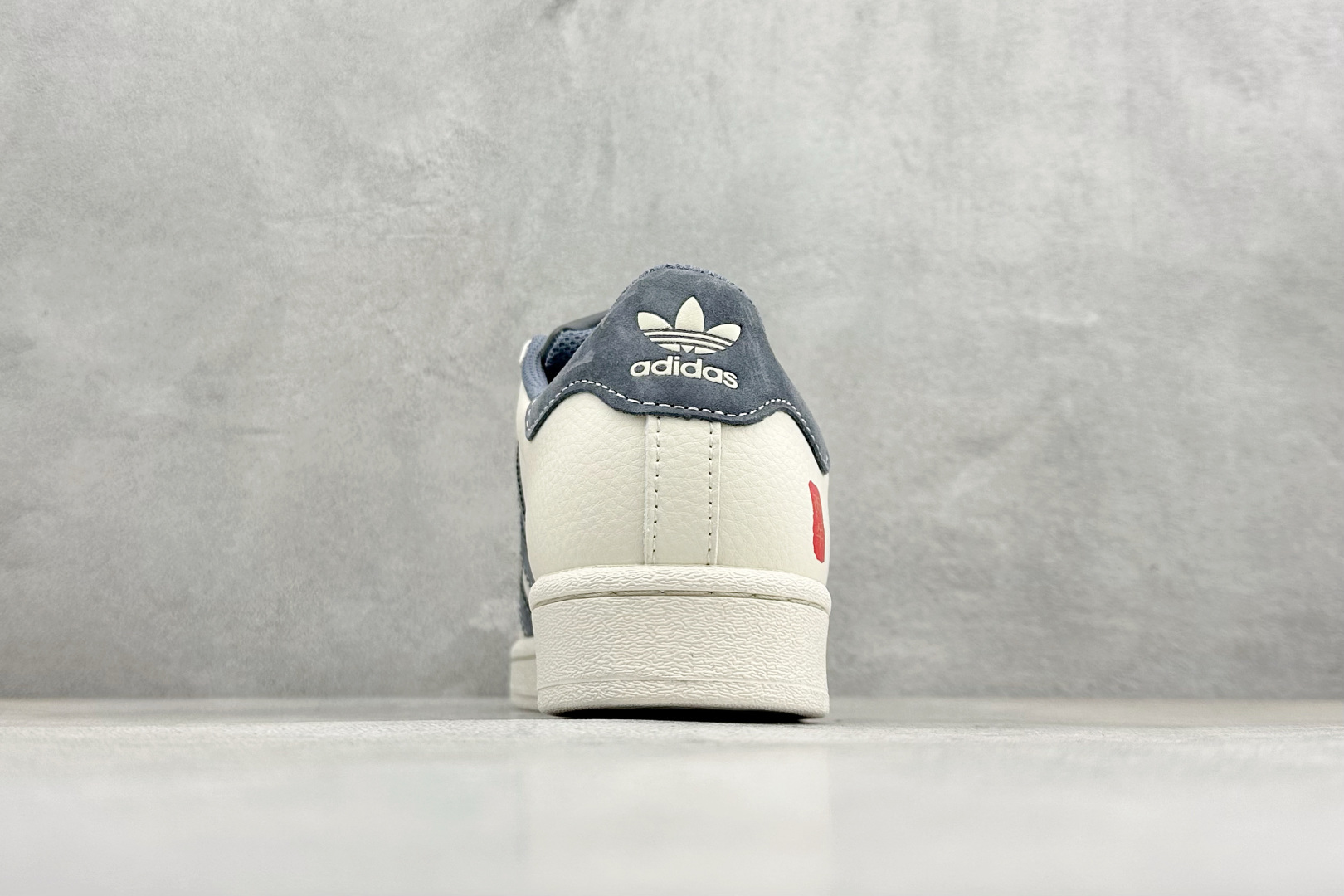 AD Originals Super马年限定 贝壳头板鞋 SD6828-Top High Quatity Cheap Sneakers Fashion Clothing Clothes Bags handbags Shoes of all Brand wholesale With The best Quality And Beautiful Price from China Factory Chinese suppliers wholesaler seller AD Originals Super马年限定 贝壳头板鞋 SD6828