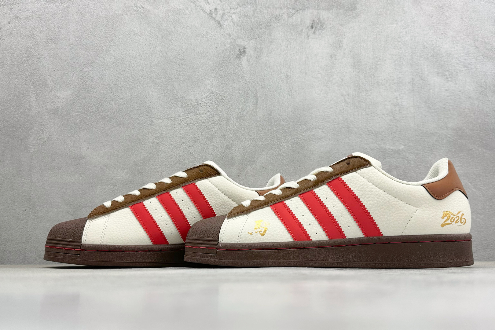 AD Originals Super2026 马年限定 贝壳头板鞋 JY8924-Top High Quatity Cheap Sneakers Fashion Clothing Clothes Bags handbags Shoes of all Brand wholesale With The best Quality And Beautiful Price from China Factory Chinese suppliers wholesaler seller AD Originals Super2026 马年限定 贝壳头板鞋 JY8924