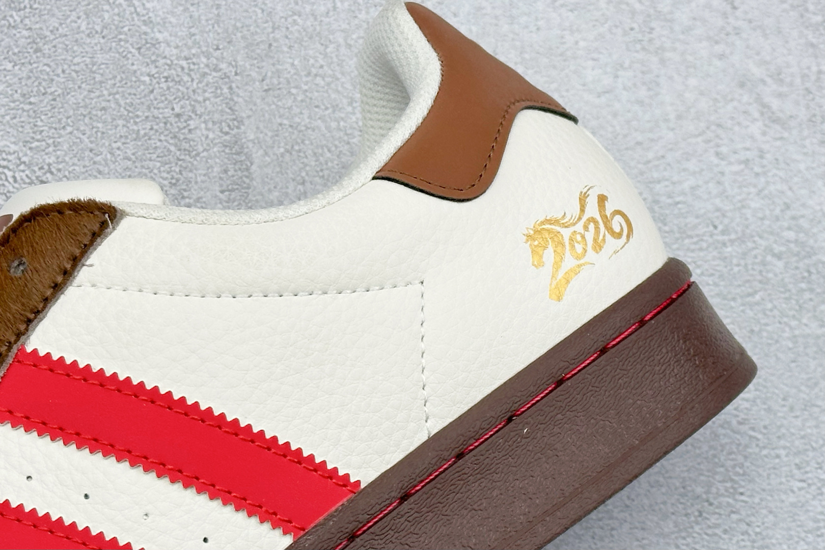 AD Originals Super2026 马年限定 贝壳头板鞋 JY8924-Top High Quatity Cheap Sneakers Fashion Clothing Clothes Bags handbags Shoes of all Brand wholesale With The best Quality And Beautiful Price from China Factory Chinese suppliers wholesaler seller AD Originals Super2026 马年限定 贝壳头板鞋 JY8924