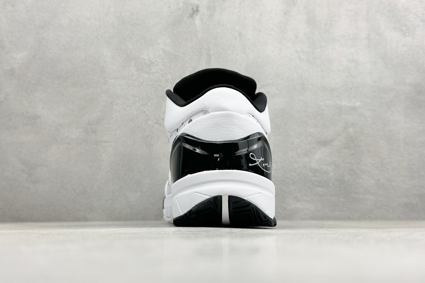 Nike Zoom Kobe 4代 马年限定 防滑耐磨减震舒适轻便实战篮球鞋 AV6339-105-Top High Quatity Cheap Sneakers Fashion Clothing Clothes Bags handbags Shoes of all Brand wholesale With The best Quality And Beautiful Price from China Factory Chinese suppliers wholesaler seller Nike Zoom Kobe 4代 马年限定 防滑耐磨减震舒适轻便实战篮球鞋 AV6339-105