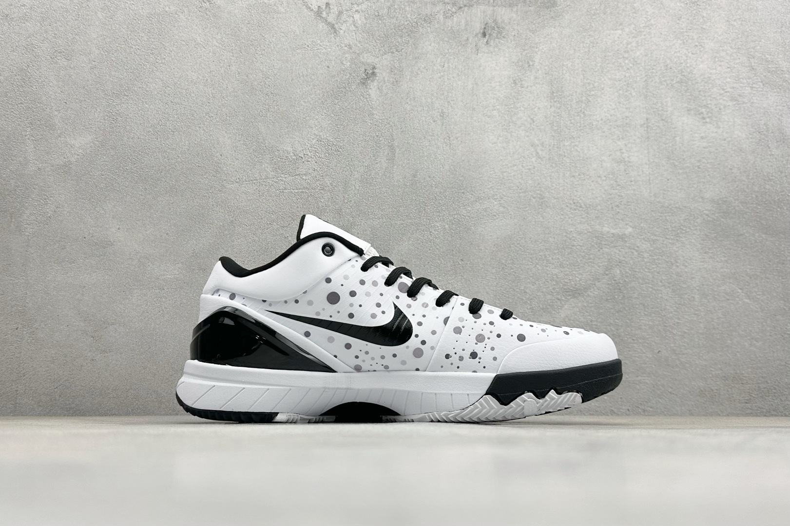 Nike Zoom Kobe 4代 马年限定 防滑耐磨减震舒适轻便实战篮球鞋 AV6339-105-Top High Quatity Cheap Sneakers Fashion Clothing Clothes Bags handbags Shoes of all Brand wholesale With The best Quality And Beautiful Price from China Factory Chinese suppliers wholesaler seller Nike Zoom Kobe 4代 马年限定 防滑耐磨减震舒适轻便实战篮球鞋 AV6339-105