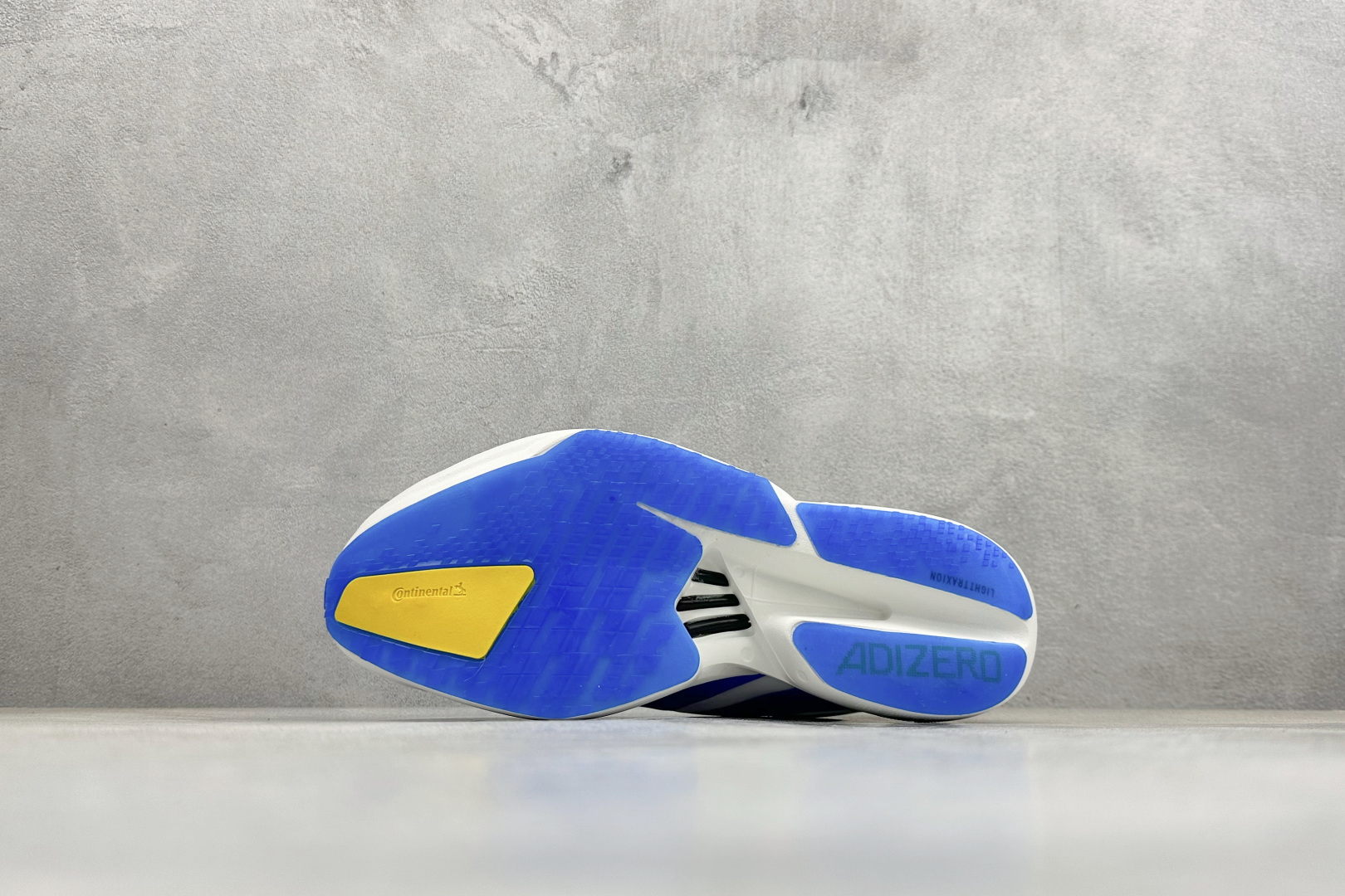 Adidas Adizero Adios Pro 4 M 阿迪透气轻盈低帮跑步鞋 KI4439