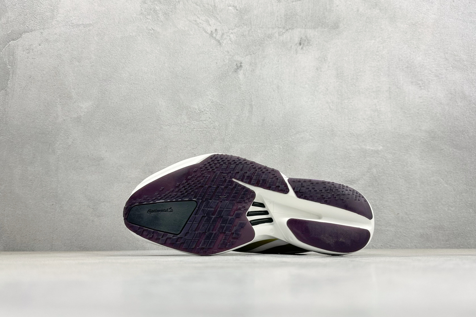 Adidas Adizero Adios Pro 4 M 阿迪透气轻盈低帮跑步鞋 KH6359