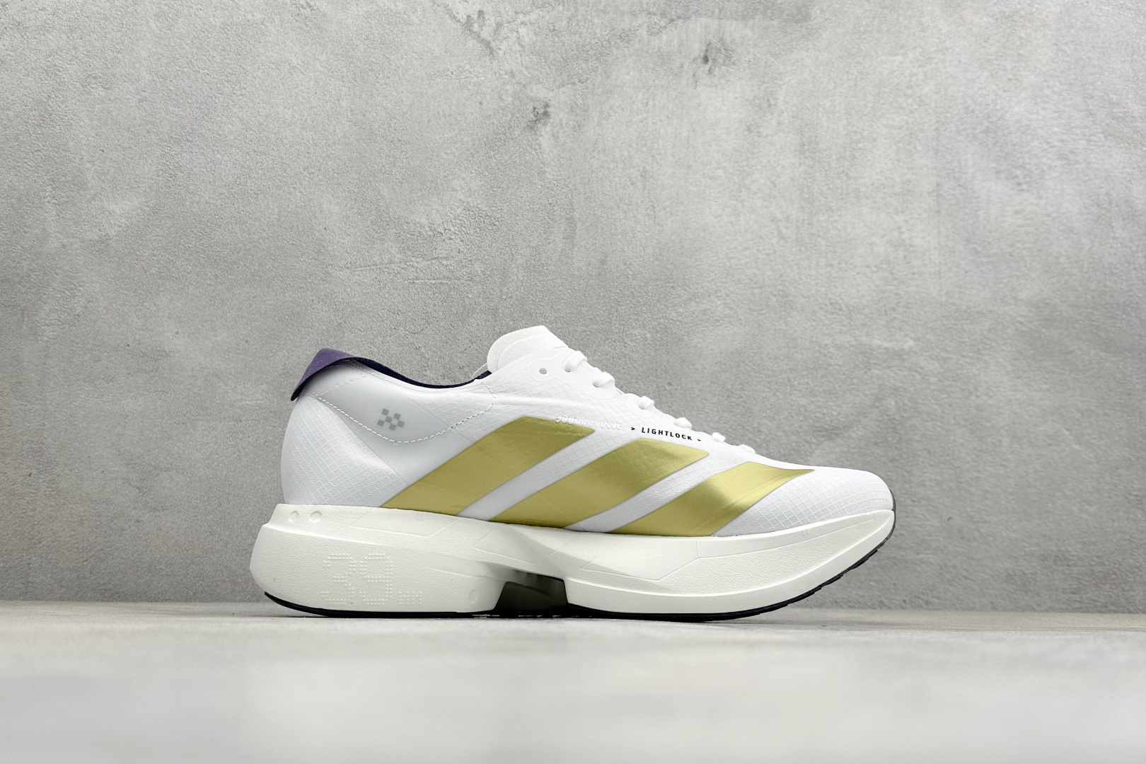 Adidas Adizero Adios Pro 4 M 阿迪透气轻盈低帮跑步鞋 KH6359