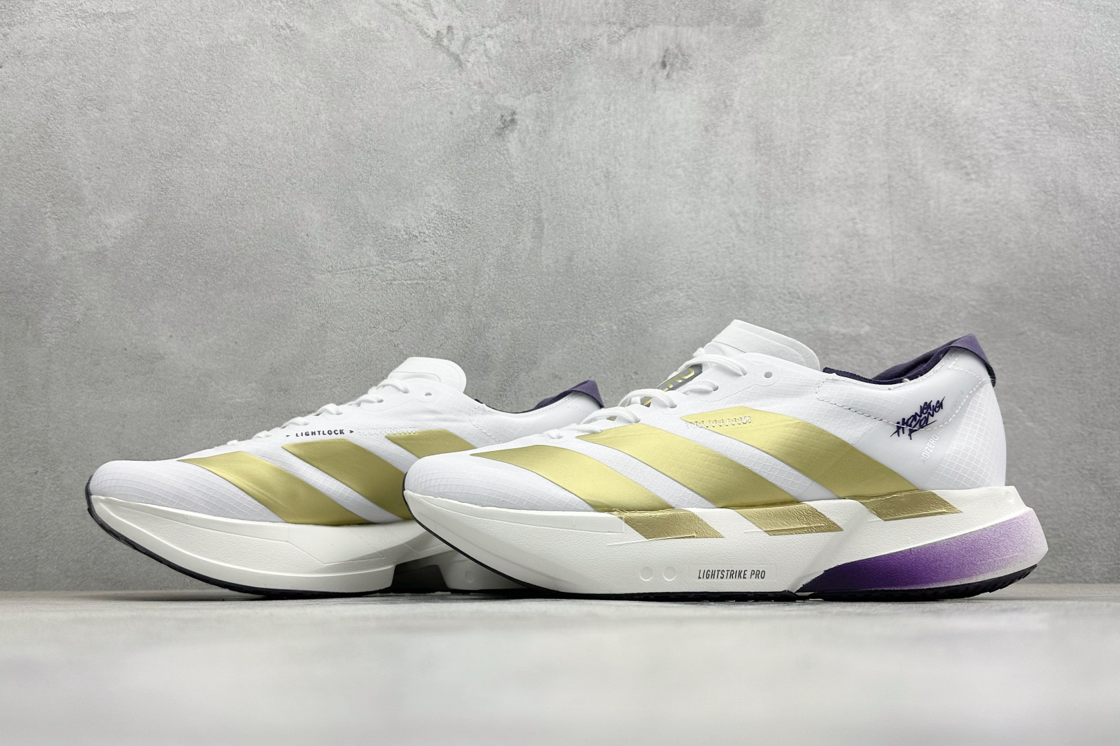 Adidas Adizero Adios Pro 4 M 阿迪透气轻盈低帮跑步鞋 KH6359