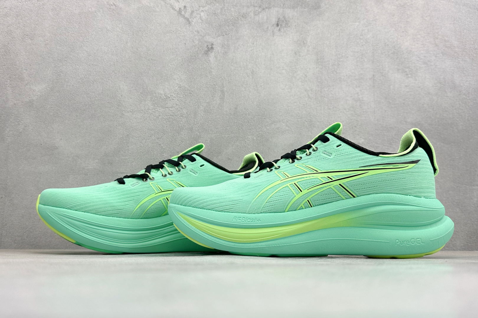 Asics Gel-Nimbus 28 亚瑟士复古透气休闲鞋缓震耐磨跑步鞋 1011C127-300-Top High Quatity Cheap Sneakers Fashion Clothing Clothes Bags handbags Shoes of all Brand wholesale With The best Quality And Beautiful Price from China Factory Chinese suppliers wholesaler seller Asics Gel-Nimbus 28 亚瑟士复古透气休闲鞋缓震耐磨跑步鞋 1011C127-300