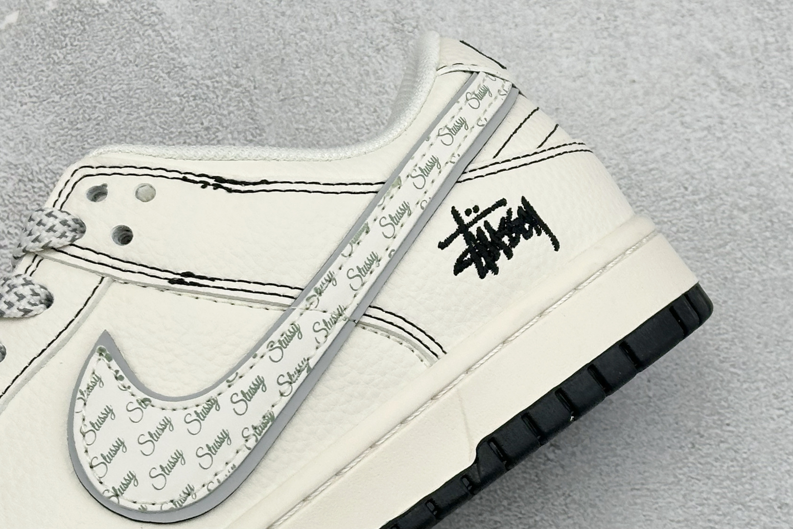 Nike Dunk Low Retro 斯图西联名 周年高端定制 低帮休闲板鞋 HH7518-097-Top High Quatity Cheap Sneakers Fashion Clothing Clothes Bags handbags Shoes of all Brand wholesale With The best Quality And Beautiful Price from China Factory Chinese suppliers wholesaler seller Nike Dunk Low Retro 斯图西联名 周年高端定制 低帮休闲板鞋 HH7518-097
