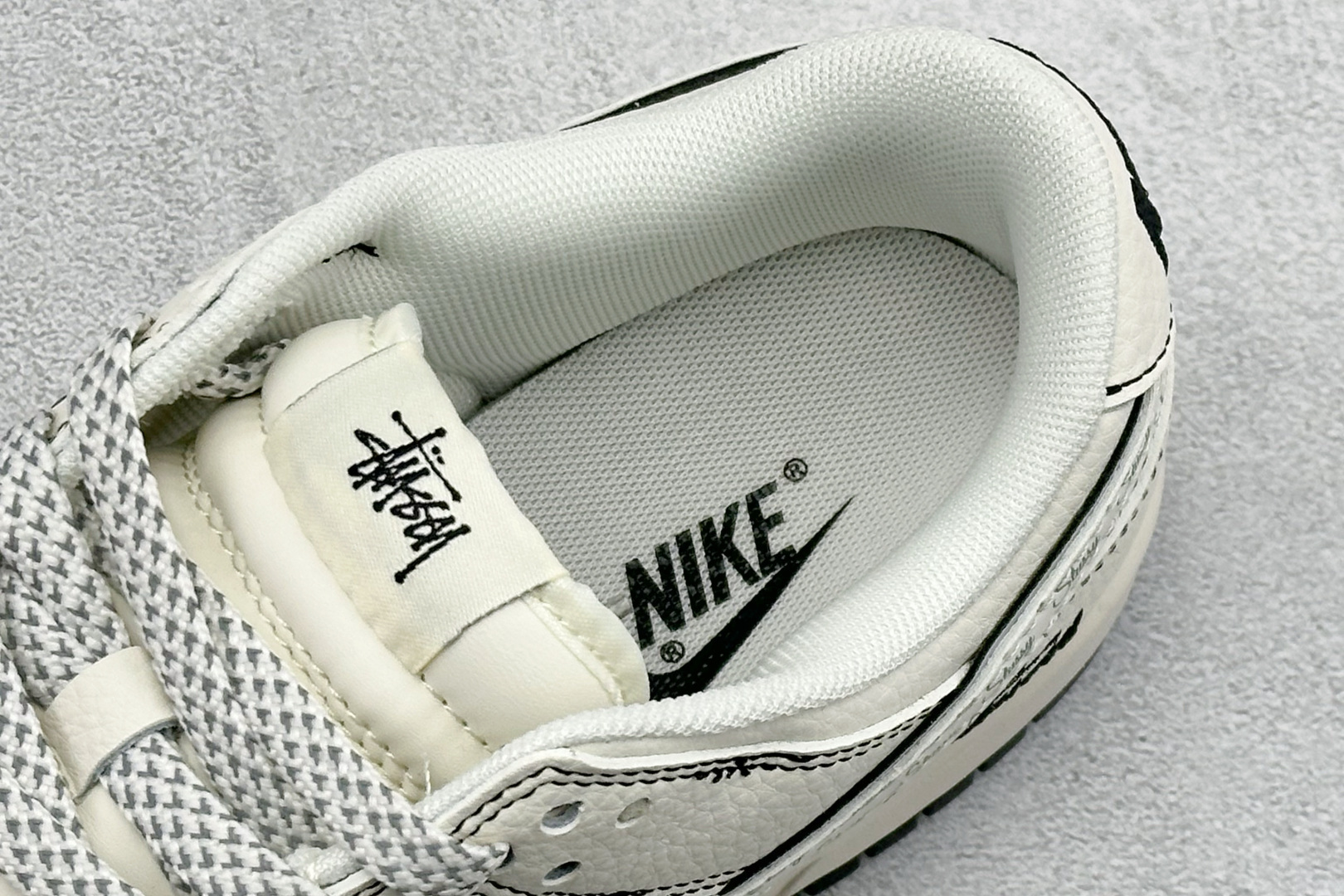 Nike Dunk Low Retro 斯图西联名 周年高端定制 低帮休闲板鞋 HH7518-097-Top High Quatity Cheap Sneakers Fashion Clothing Clothes Bags handbags Shoes of all Brand wholesale With The best Quality And Beautiful Price from China Factory Chinese suppliers wholesaler seller Nike Dunk Low Retro 斯图西联名 周年高端定制 低帮休闲板鞋 HH7518-097
