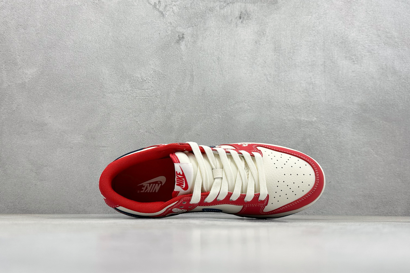 Nike Dunk Low Retro 马年限定 周年高端定制 低帮休闲板鞋JJ2508-602-Top High Quatity Cheap Sneakers Fashion Clothing Clothes Bags handbags Shoes of all Brand wholesale With The best Quality And Beautiful Price from China Factory Chinese suppliers wholesaler seller Nike Dunk Low Retro 马年限定 周年高端定制 低帮休闲板鞋JJ2508-602