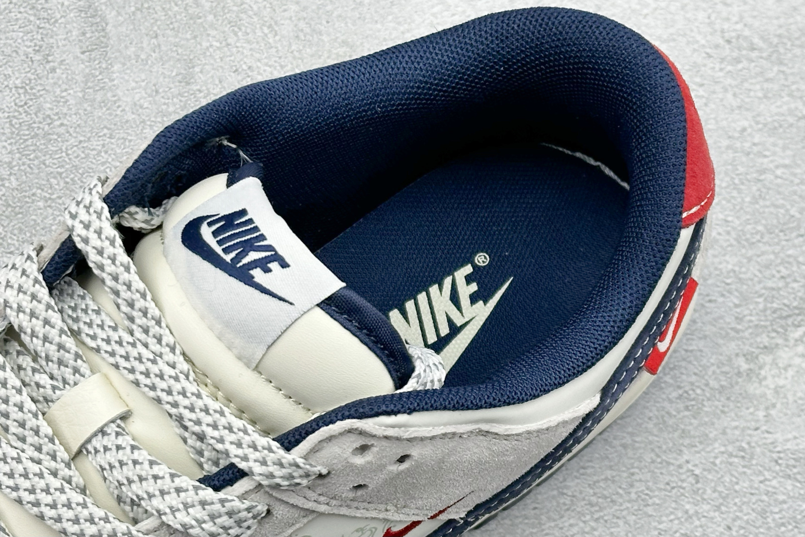 260 Nike Dunk Low Retro 马年限定 周年高端定制 低帮休闲板鞋 YX5066-406-Chinese UA Cheap High Quatity Brand Clothes Bags handbags Sneakers wholesale wholesaler seller from China Factory suppliers Fashion Clothing Shoes best Quality Beautiful Price 260 Nike Dunk Low Retro 马年限定 周年高端定制 低帮休闲板鞋 YX5066-406
