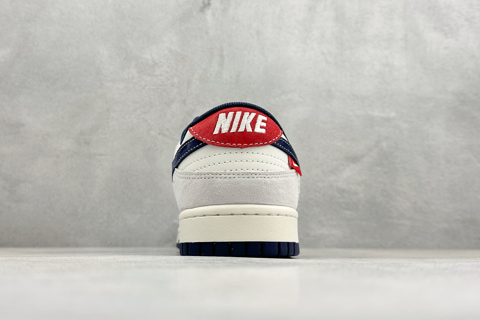 260 Nike Dunk Low Retro 马年限定 周年高端定制 低帮休闲板鞋 YX5066-406-Chinese UA Cheap High Quatity Brand Clothes Bags handbags Sneakers wholesale wholesaler seller from China Factory suppliers Fashion Clothing Shoes best Quality Beautiful Price 260 Nike Dunk Low Retro 马年限定 周年高端定制 低帮休闲板鞋 YX5066-406