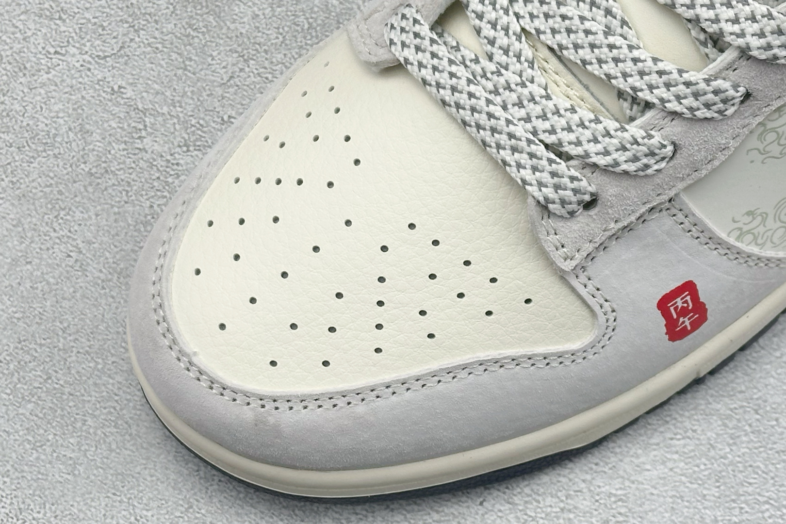 260 Nike Dunk Low Retro 马年限定 周年高端定制 低帮休闲板鞋 YX5066-406-Chinese UA Cheap High Quatity Brand Clothes Bags handbags Sneakers wholesale wholesaler seller from China Factory suppliers Fashion Clothing Shoes best Quality Beautiful Price 260 Nike Dunk Low Retro 马年限定 周年高端定制 低帮休闲板鞋 YX5066-406