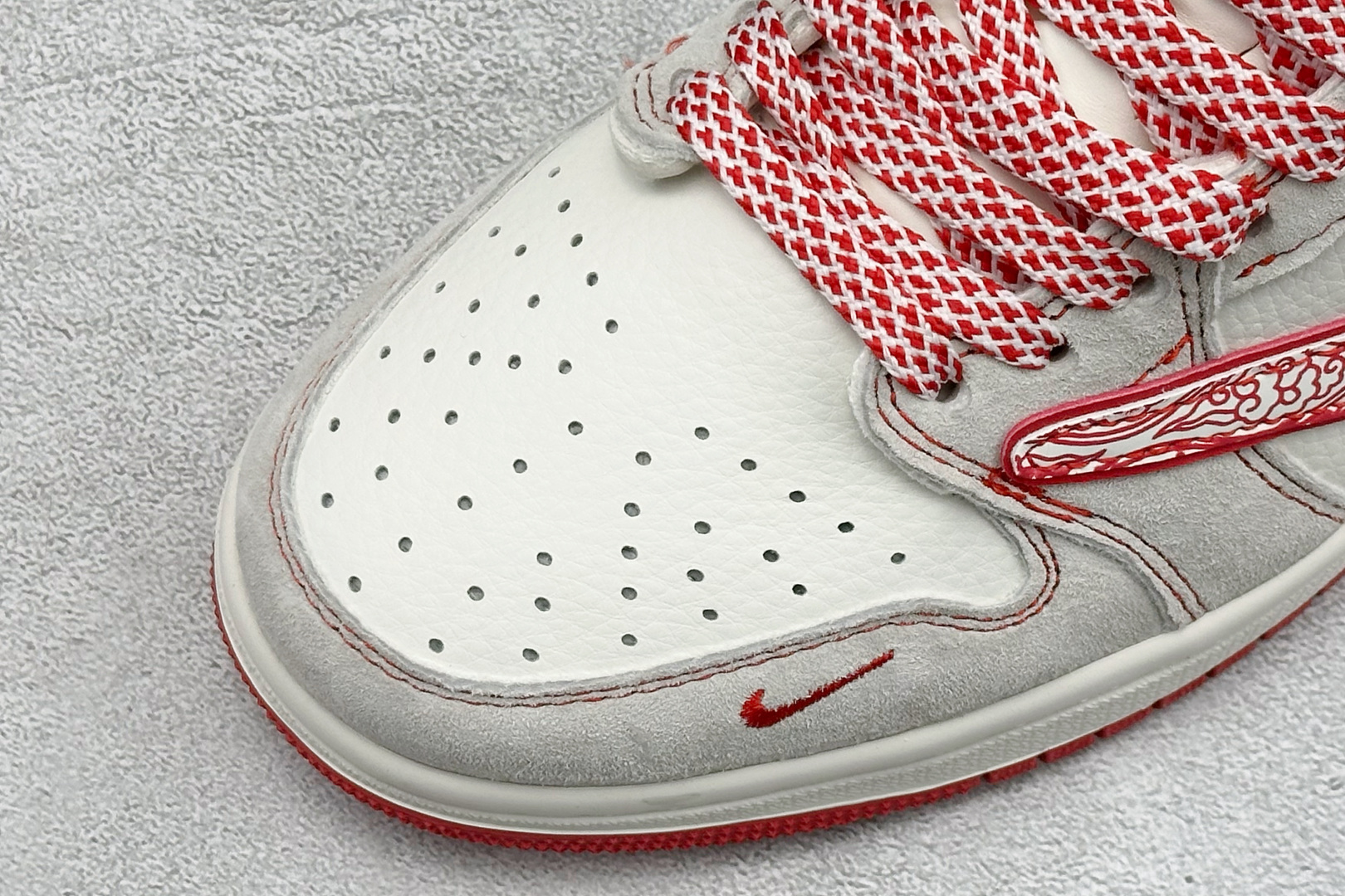 Air Jordan 1 Low AJ1 乔1 2026 马年限定 高端定制 倒钩低帮复古篮球鞋 JW1188-178-Top High Quatity Cheap Sneakers Fashion Clothing Clothes Bags handbags Shoes of all Brand wholesale With The best Quality And Beautiful Price from China Factory Chinese suppliers wholesaler seller Air Jordan 1 Low AJ1 乔1 2026 马年限定 高端定制 倒钩低帮复古篮球鞋 JW1188-178
