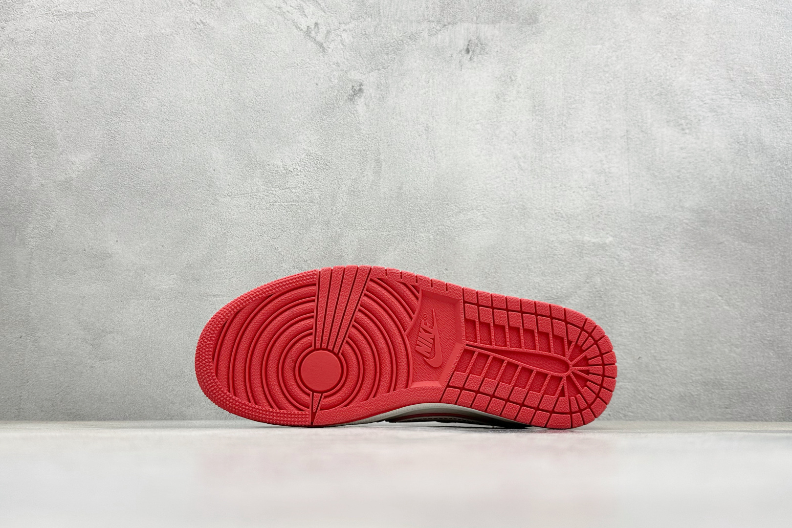 Air Jordan 1 Low AJ1 乔1 2026 马年限定 高端定制 倒钩低帮复古篮球鞋 JW1188-178-Top High Quatity Cheap Sneakers Fashion Clothing Clothes Bags handbags Shoes of all Brand wholesale With The best Quality And Beautiful Price from China Factory Chinese suppliers wholesaler seller Air Jordan 1 Low AJ1 乔1 2026 马年限定 高端定制 倒钩低帮复古篮球鞋 JW1188-178
