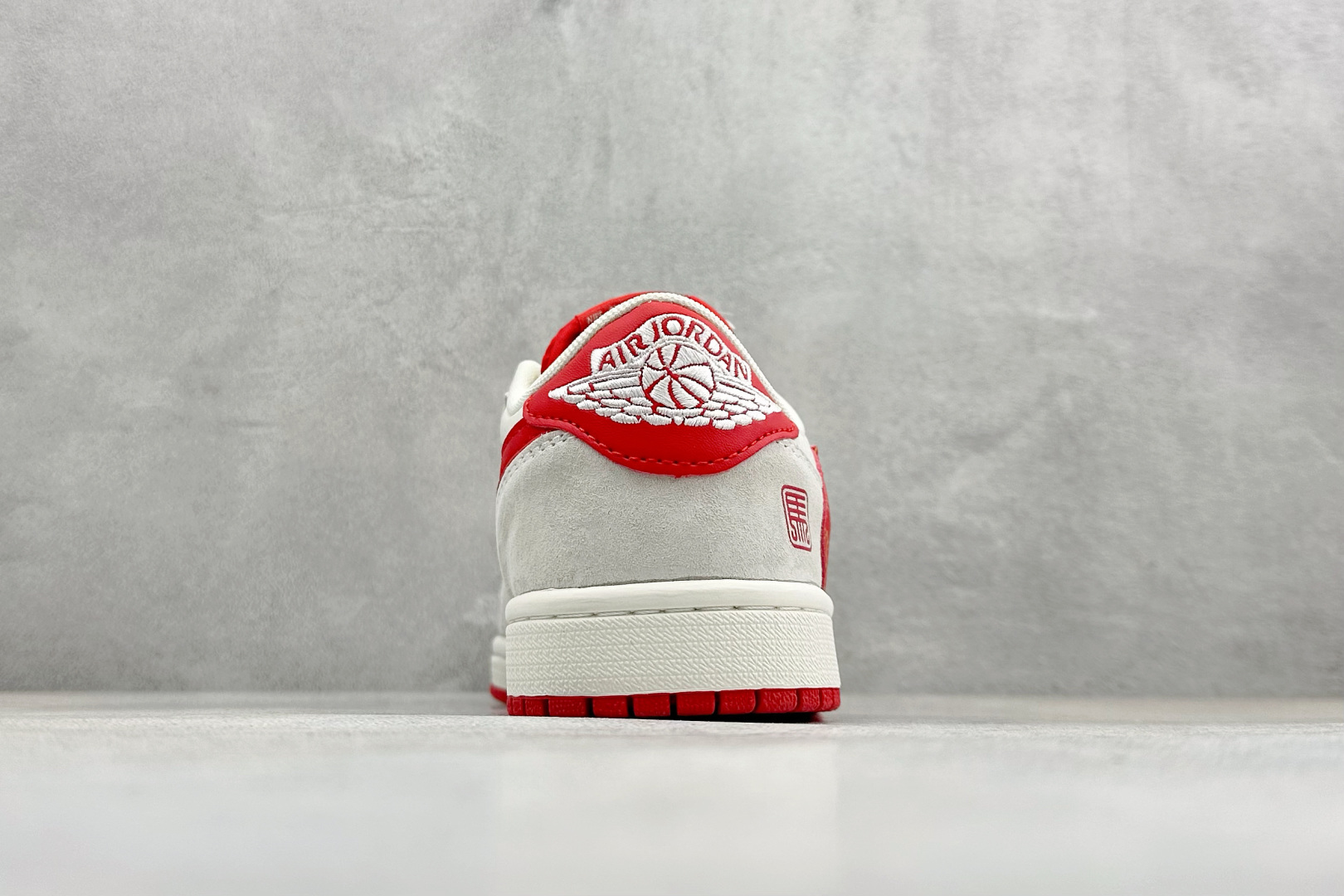 260 Air Jordan 1 Low AJ1 乔1 马年限定 高端定制 倒钩低帮复古篮球鞋 JW1188-182-Chinese UA Cheap High Quatity Brand Clothes Bags handbags Sneakers wholesale wholesaler seller from China Factory suppliers Fashion Clothing Shoes best Quality Beautiful Price 260 Air Jordan 1 Low AJ1 乔1 马年限定 高端定制 倒钩低帮复古篮球鞋 JW1188-182