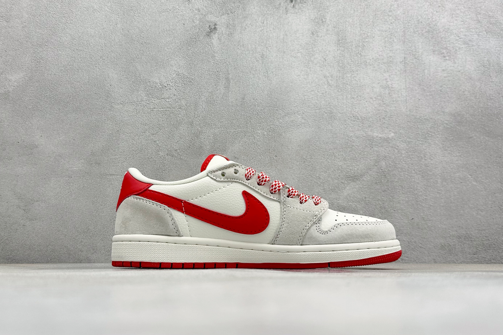 260 Air Jordan 1 Low AJ1 乔1 马年限定 高端定制 倒钩低帮复古篮球鞋 JW1188-182-Chinese UA Cheap High Quatity Brand Clothes Bags handbags Sneakers wholesale wholesaler seller from China Factory suppliers Fashion Clothing Shoes best Quality Beautiful Price 260 Air Jordan 1 Low AJ1 乔1 马年限定 高端定制 倒钩低帮复古篮球鞋 JW1188-182