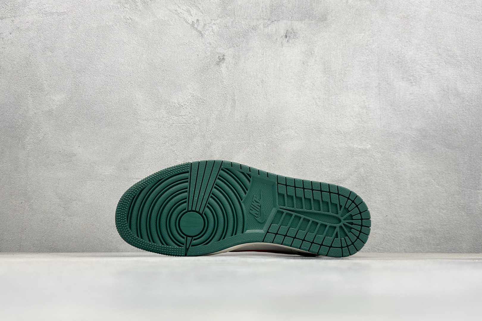 Air Jordan 1 Low AJ1 乔1 马年限定 高端定制 倒钩低帮复古篮球鞋 LX1988-801-Top High Quatity Cheap Sneakers Fashion Clothing Clothes Bags handbags Shoes of all Brand wholesale With The best Quality And Beautiful Price from China Factory Chinese suppliers wholesaler seller Air Jordan 1 Low AJ1 乔1 马年限定 高端定制 倒钩低帮复古篮球鞋 LX1988-801