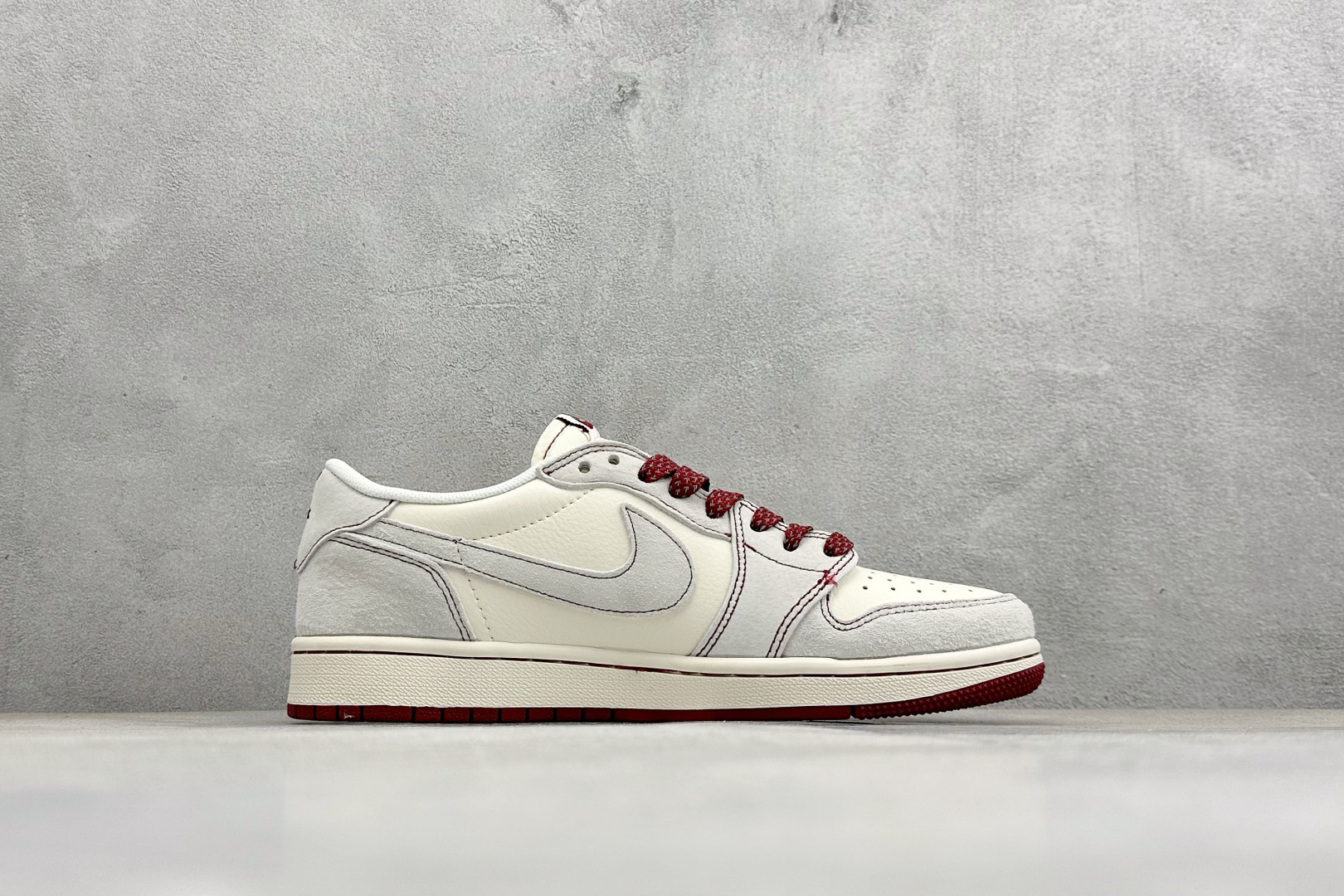 Air Jordan 1 Low AJ1 乔1 2026 马年限定 高端定制 倒钩低帮复古篮球鞋 SD6868-129-Top High Quatity Cheap Sneakers Fashion Clothing Clothes Bags handbags Shoes of all Brand wholesale With The best Quality And Beautiful Price from China Factory Chinese suppliers wholesaler seller Air Jordan 1 Low AJ1 乔1 2026 马年限定 高端定制 倒钩低帮复古篮球鞋 SD6868-129
