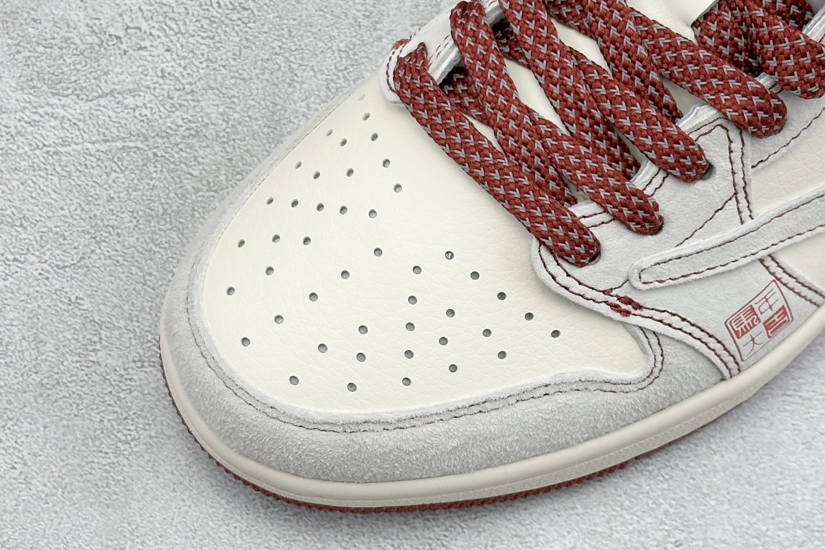 Air Jordan 1 Low AJ1 乔1 2026 马年限定 高端定制 倒钩低帮复古篮球鞋 SD6868-129-Top High Quatity Cheap Sneakers Fashion Clothing Clothes Bags handbags Shoes of all Brand wholesale With The best Quality And Beautiful Price from China Factory Chinese suppliers wholesaler seller Air Jordan 1 Low AJ1 乔1 2026 马年限定 高端定制 倒钩低帮复古篮球鞋 SD6868-129