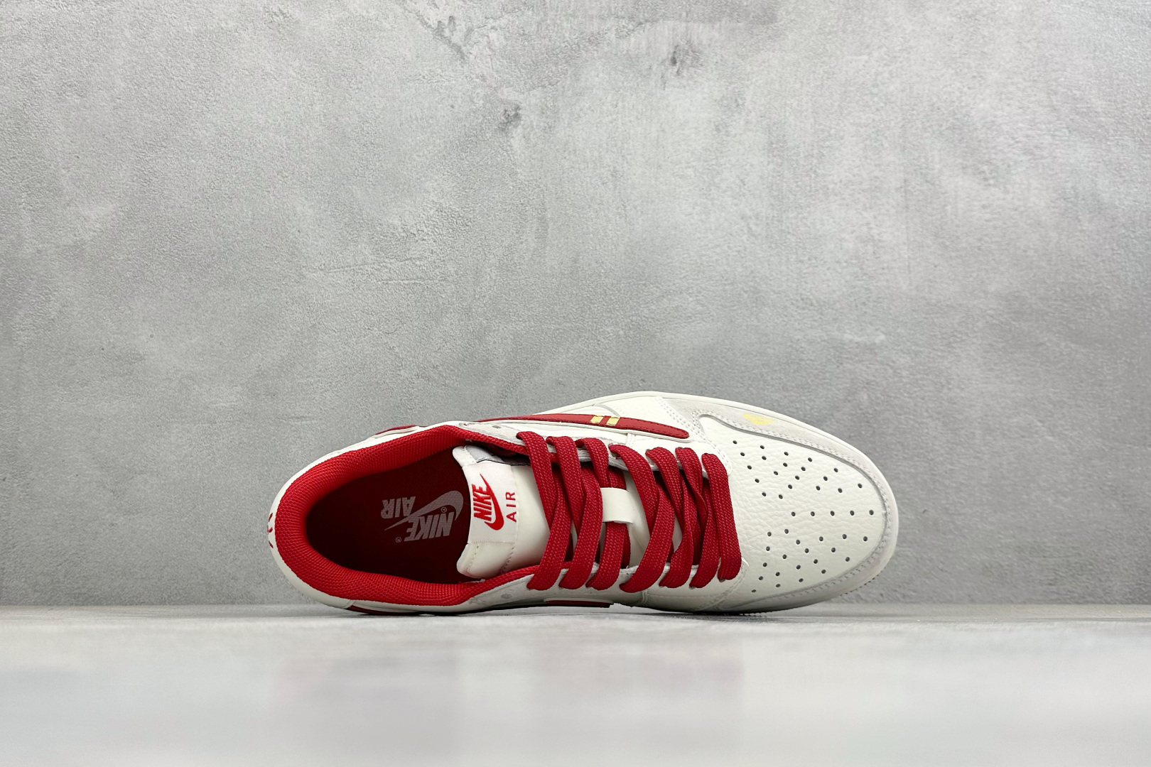 Air Jordan 1 Low AJ1 乔1 马年限定 高端定制 倒钩低帮复古篮球鞋 XA2001-906-Top High Quatity Cheap Sneakers Fashion Clothing Clothes Bags handbags Shoes of all Brand wholesale With The best Quality And Beautiful Price from China Factory Chinese suppliers wholesaler seller Air Jordan 1 Low AJ1 乔1 马年限定 高端定制 倒钩低帮复古篮球鞋 XA2001-906