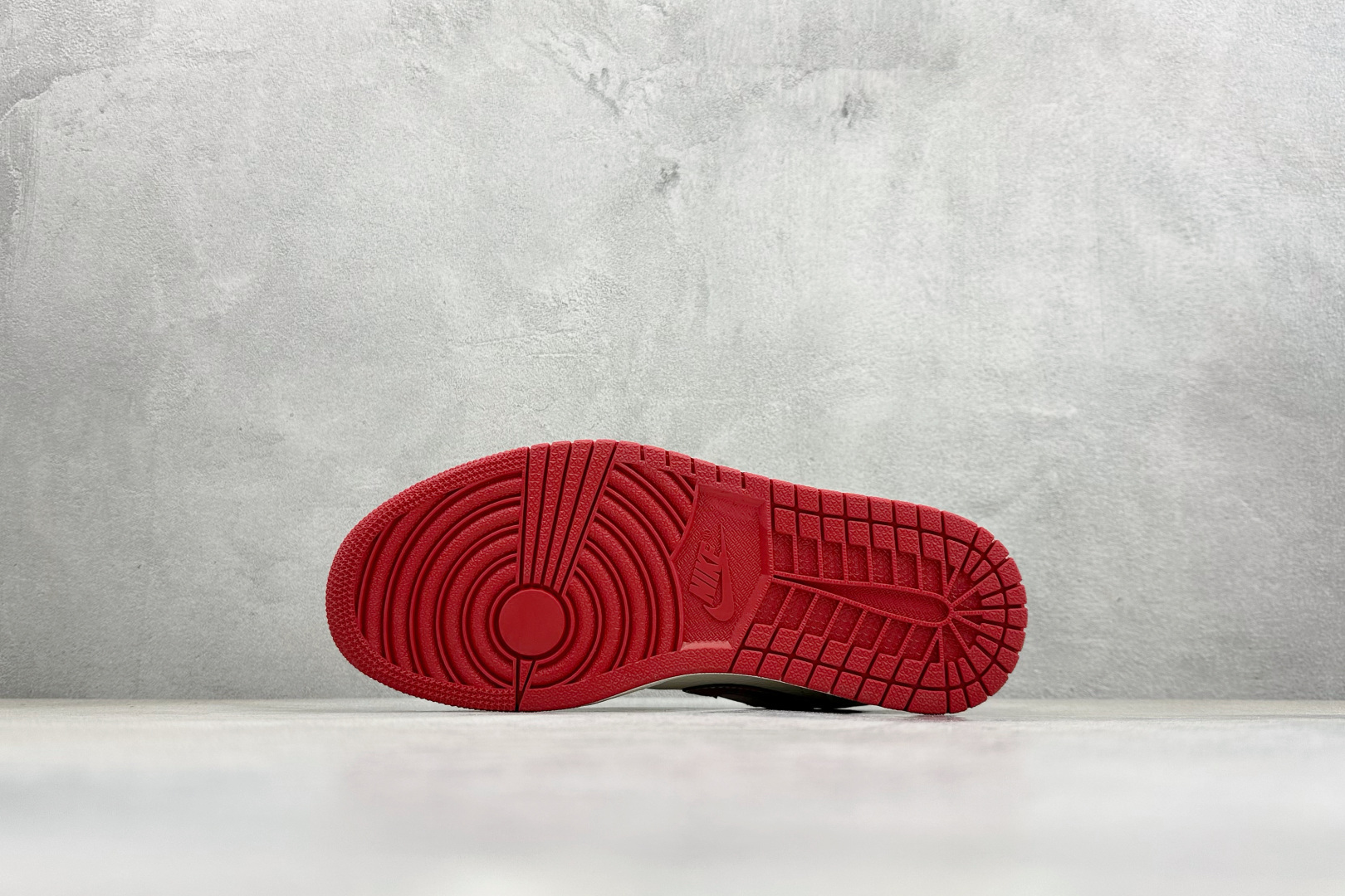 Air Jordan 1 Low AJ1 乔1马年限定 步步生金 高端定制 低帮复古篮球鞋 QJ1988-011-Top High Quatity Cheap Sneakers Fashion Clothing Clothes Bags handbags Shoes of all Brand wholesale With The best Quality And Beautiful Price from China Factory Chinese suppliers wholesaler seller Air Jordan 1 Low AJ1 乔1马年限定 步步生金 高端定制 低帮复古篮球鞋 QJ1988-011
