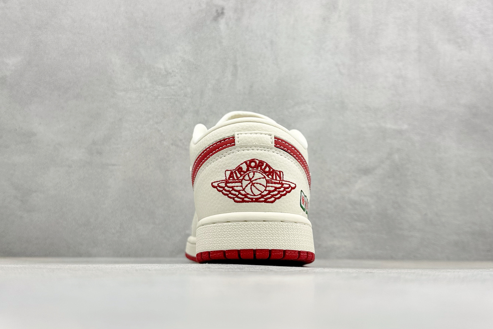 Air Jordan 1 Low AJ1 乔1马年限定 步步生金 高端定制 低帮复古篮球鞋 QJ1988-011-Top High Quatity Cheap Sneakers Fashion Clothing Clothes Bags handbags Shoes of all Brand wholesale With The best Quality And Beautiful Price from China Factory Chinese suppliers wholesaler seller Air Jordan 1 Low AJ1 乔1马年限定 步步生金 高端定制 低帮复古篮球鞋 QJ1988-011