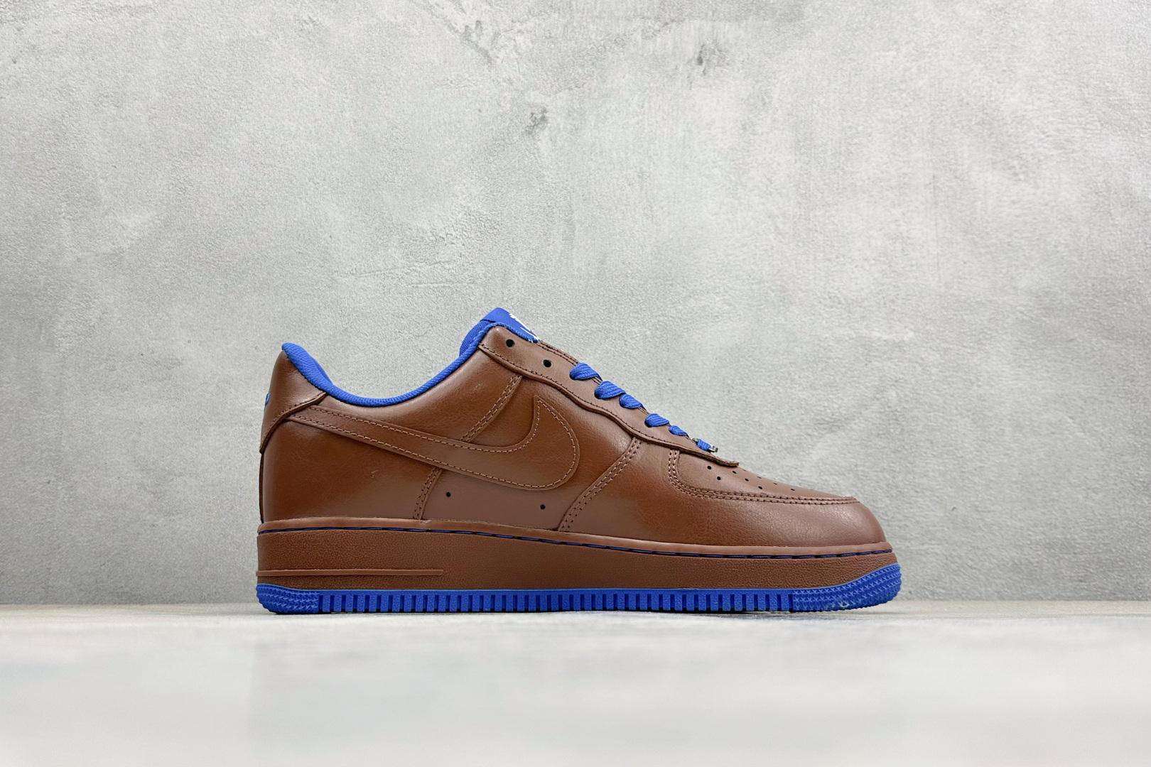 SC版Nike Air Force 1'07 Low 马年联名 檀棕碧蓝 空军一号低帮休闲板鞋 XY9025-007-Top High Quatity Cheap Sneakers Fashion Clothing Clothes Bags handbags Shoes of all Brand wholesale With The best Quality And Beautiful Price from China Factory Chinese suppliers wholesaler seller SC版Nike Air Force 1'07 Low 马年联名 檀棕碧蓝 空军一号低帮休闲板鞋 XY9025-007
