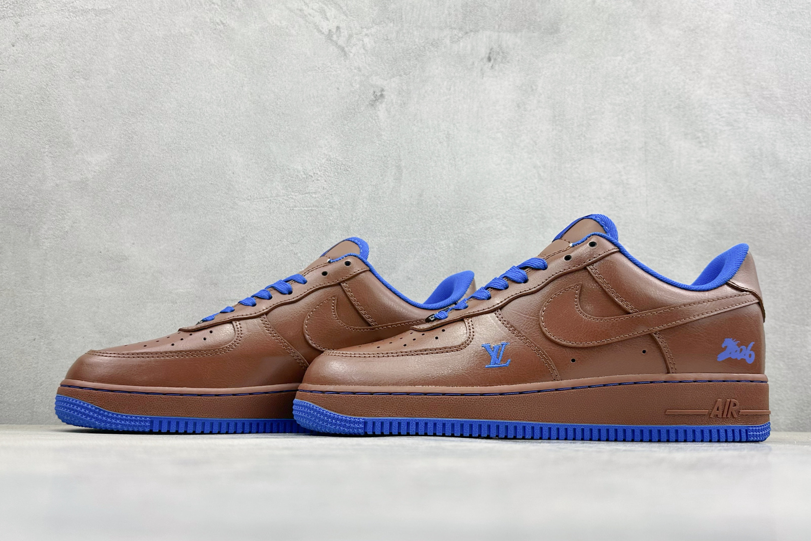 SC版Nike Air Force 1'07 Low 马年联名 檀棕碧蓝 空军一号低帮休闲板鞋 XY9025-007-Top High Quatity Cheap Sneakers Fashion Clothing Clothes Bags handbags Shoes of all Brand wholesale With The best Quality And Beautiful Price from China Factory Chinese suppliers wholesaler seller SC版Nike Air Force 1'07 Low 马年联名 檀棕碧蓝 空军一号低帮休闲板鞋 XY9025-007