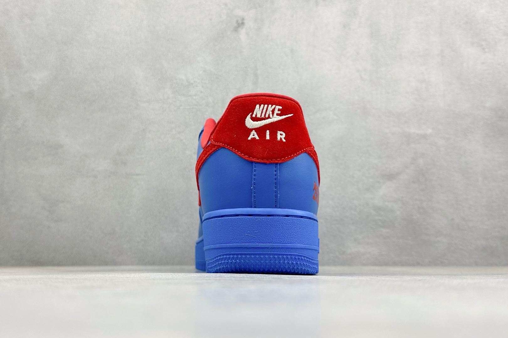260 SC版Nike Air Force 1'07 Low 马年联名 蓝海焰红 空军一号低帮休闲板鞋 DF0188-128-Chinese UA Cheap High Quatity Brand Clothes Bags handbags Sneakers wholesale wholesaler seller from China Factory suppliers Fashion Clothing Shoes best Quality Beautiful Price 260 SC版Nike Air Force 1'07 Low 马年联名 蓝海焰红 空军一号低帮休闲板鞋 DF0188-128