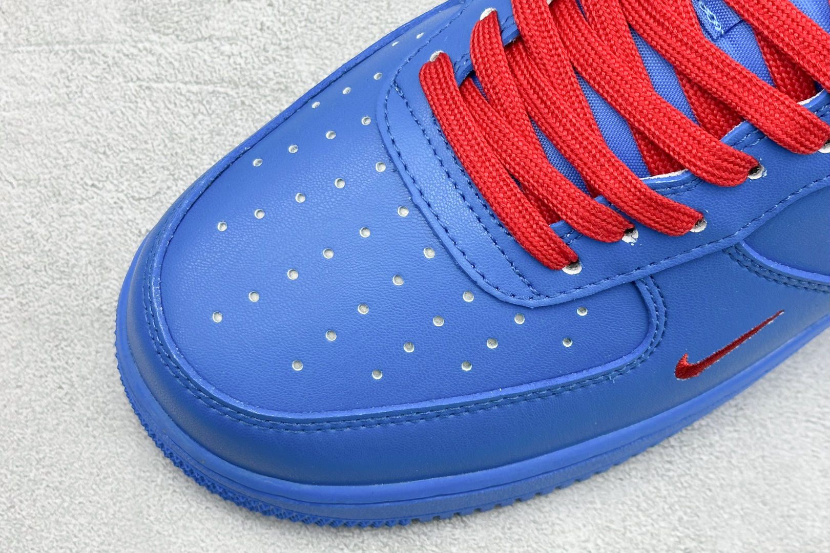 260 SC版Nike Air Force 1'07 Low 马年联名 蓝海焰红 空军一号低帮休闲板鞋 DF0188-128-Chinese UA Cheap High Quatity Brand Clothes Bags handbags Sneakers wholesale wholesaler seller from China Factory suppliers Fashion Clothing Shoes best Quality Beautiful Price 260 SC版Nike Air Force 1'07 Low 马年联名 蓝海焰红 空军一号低帮休闲板鞋 DF0188-128