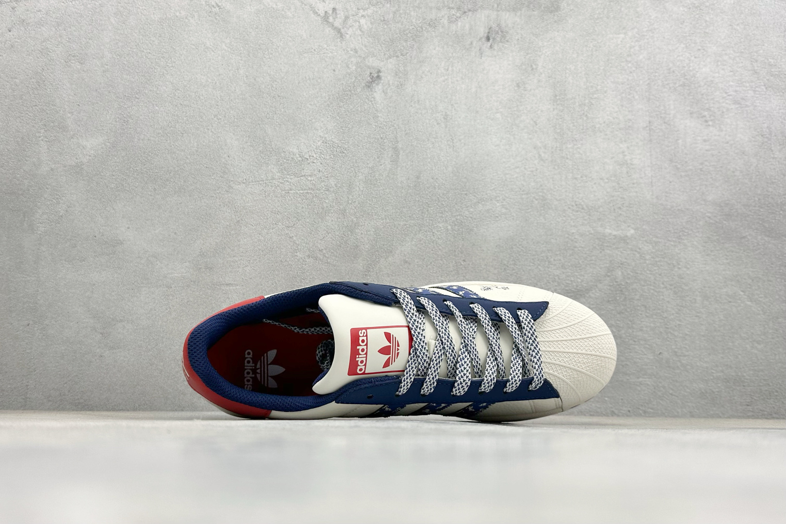 AD Originals Super马年限定 贝壳头板鞋 SD6829-Top High Quatity Cheap Sneakers Fashion Clothing Clothes Bags handbags Shoes of all Brand wholesale With The best Quality And Beautiful Price from China Factory Chinese suppliers wholesaler seller AD Originals Super马年限定 贝壳头板鞋 SD6829