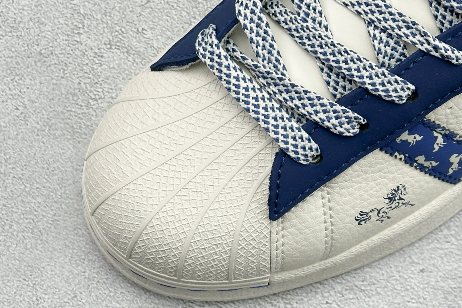 AD Originals Super马年限定 贝壳头板鞋 SD6829-Top High Quatity Cheap Sneakers Fashion Clothing Clothes Bags handbags Shoes of all Brand wholesale With The best Quality And Beautiful Price from China Factory Chinese suppliers wholesaler seller AD Originals Super马年限定 贝壳头板鞋 SD6829