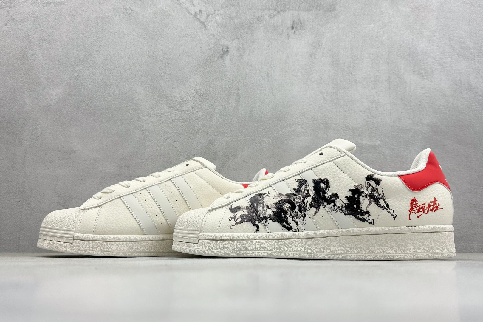AD Originals Super马年限定 贝壳头板鞋 JY8928-Top High Quatity Cheap Sneakers Fashion Clothing Clothes Bags handbags Shoes of all Brand wholesale With The best Quality And Beautiful Price from China Factory Chinese suppliers wholesaler seller AD Originals Super马年限定 贝壳头板鞋 JY8928