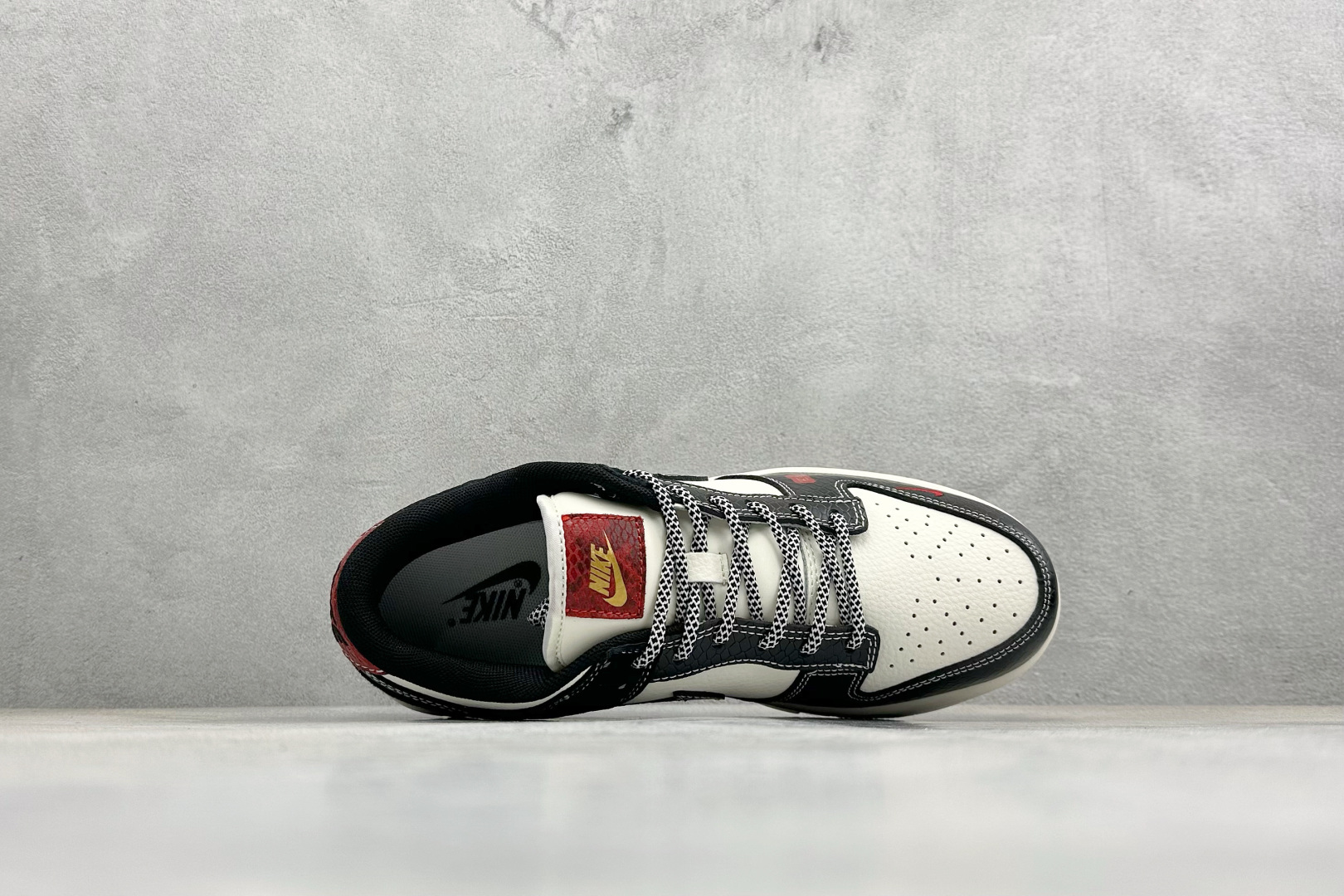 260 Nike Dunk Low Retro 马年限定 周年高端定制 低帮休闲板鞋 YX5066-C92-Chinese UA Cheap High Quatity Brand Clothes Bags handbags Sneakers wholesale wholesaler seller from China Factory suppliers Fashion Clothing Shoes best Quality Beautiful Price 260 Nike Dunk Low Retro 马年限定 周年高端定制 低帮休闲板鞋 YX5066-C92