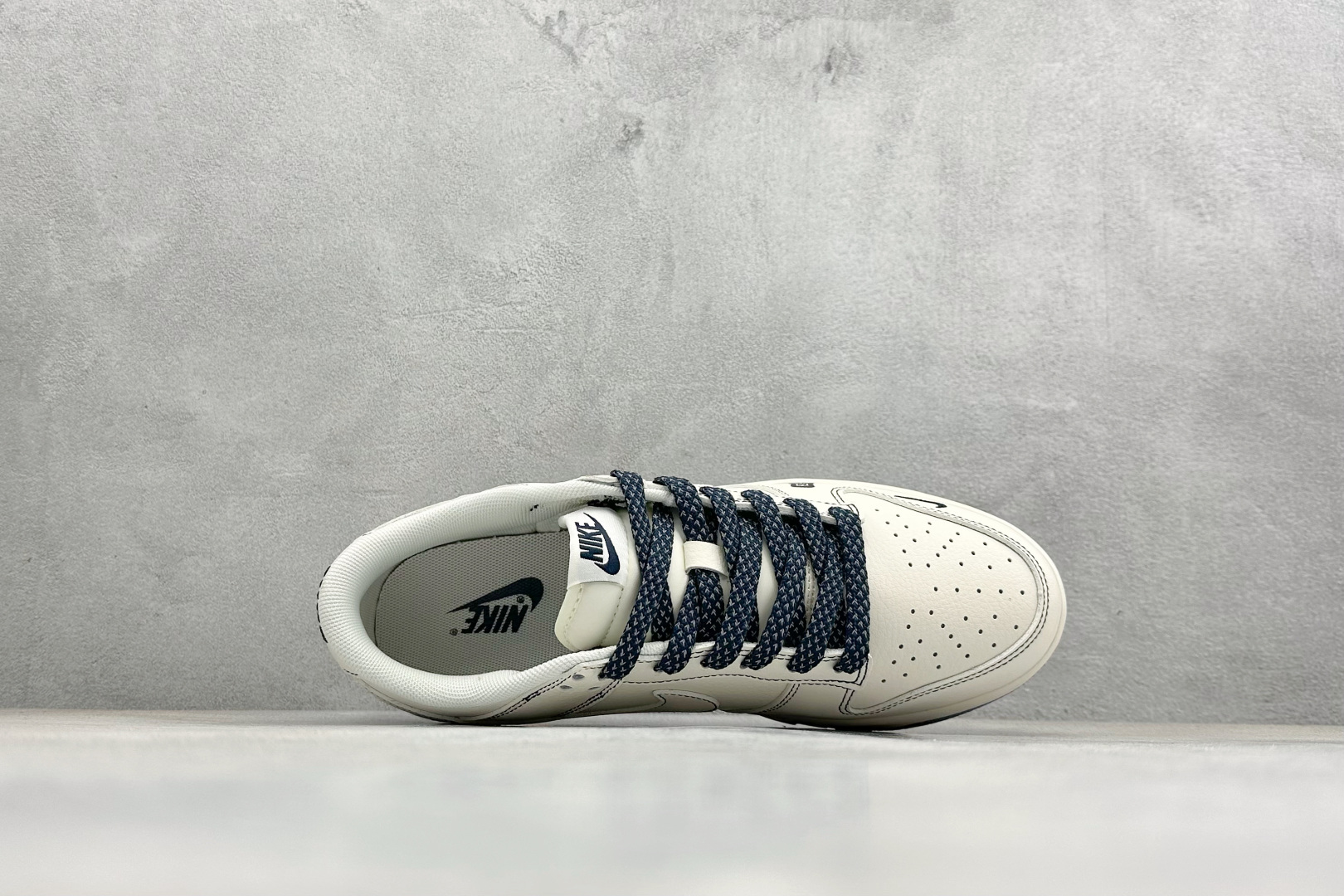 Nike Dunk Low Retro 马年限定 周年高端定制 低帮休闲板鞋 JY6988-134-Top High Quatity Cheap Sneakers Fashion Clothing Clothes Bags handbags Shoes of all Brand wholesale With The best Quality And Beautiful Price from China Factory Chinese suppliers wholesaler seller Nike Dunk Low Retro 马年限定 周年高端定制 低帮休闲板鞋 JY6988-134