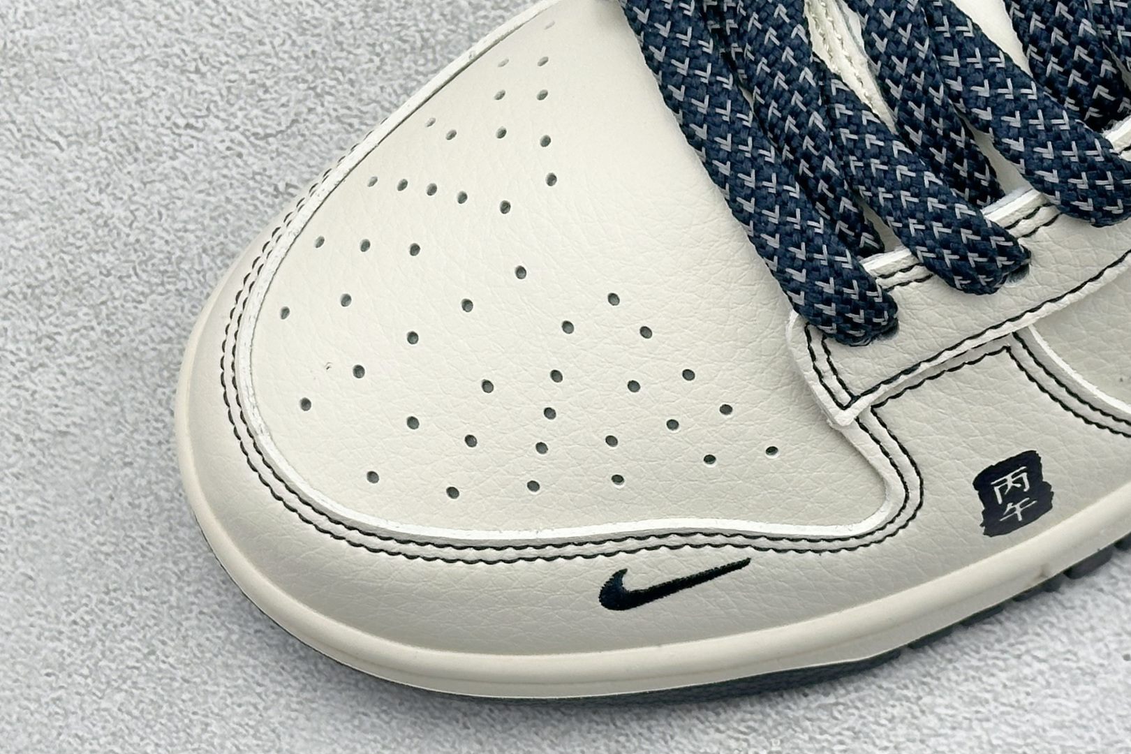 Nike Dunk Low Retro 马年限定 周年高端定制 低帮休闲板鞋 JY6988-134-Top High Quatity Cheap Sneakers Fashion Clothing Clothes Bags handbags Shoes of all Brand wholesale With The best Quality And Beautiful Price from China Factory Chinese suppliers wholesaler seller Nike Dunk Low Retro 马年限定 周年高端定制 低帮休闲板鞋 JY6988-134