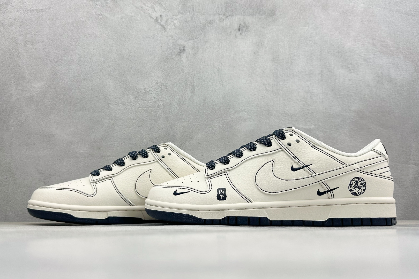 Nike Dunk Low Retro 马年限定 周年高端定制 低帮休闲板鞋 JY6988-134-Top High Quatity Cheap Sneakers Fashion Clothing Clothes Bags handbags Shoes of all Brand wholesale With The best Quality And Beautiful Price from China Factory Chinese suppliers wholesaler seller Nike Dunk Low Retro 马年限定 周年高端定制 低帮休闲板鞋 JY6988-134