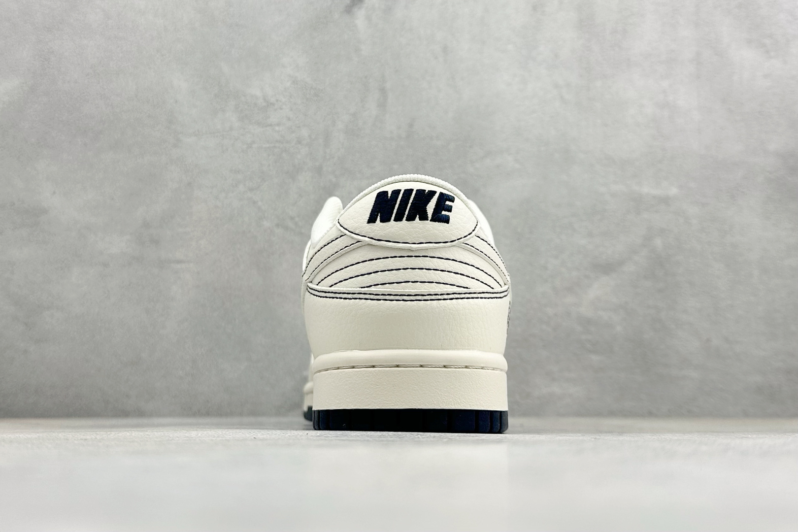 Nike Dunk Low Retro 马年限定 周年高端定制 低帮休闲板鞋 JY6988-134-Top High Quatity Cheap Sneakers Fashion Clothing Clothes Bags handbags Shoes of all Brand wholesale With The best Quality And Beautiful Price from China Factory Chinese suppliers wholesaler seller Nike Dunk Low Retro 马年限定 周年高端定制 低帮休闲板鞋 JY6988-134
