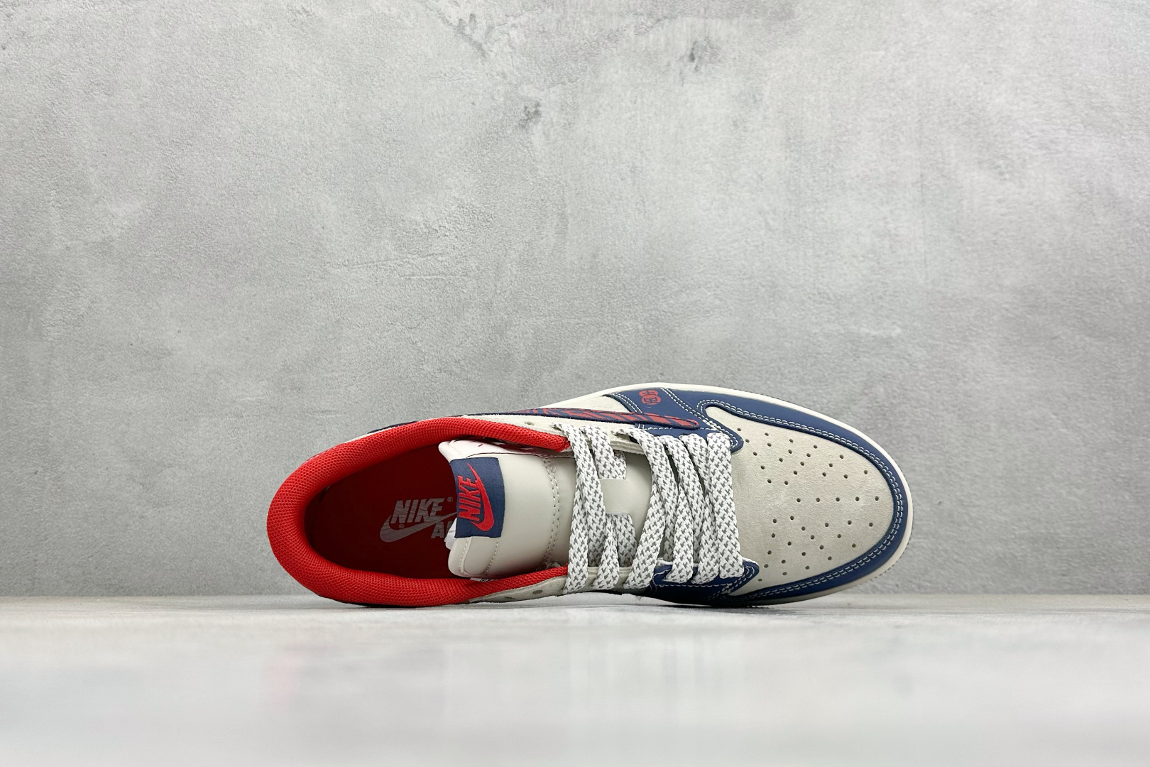 Air Jordan 1 Low AJ1 乔1 马年限定 高端定制 倒钩低帮复古篮球鞋 J2508-102 Air Jordan 1 Low AJ1 乔1 马年限定 高端定制 倒钩低帮复古篮球鞋 J2508-102