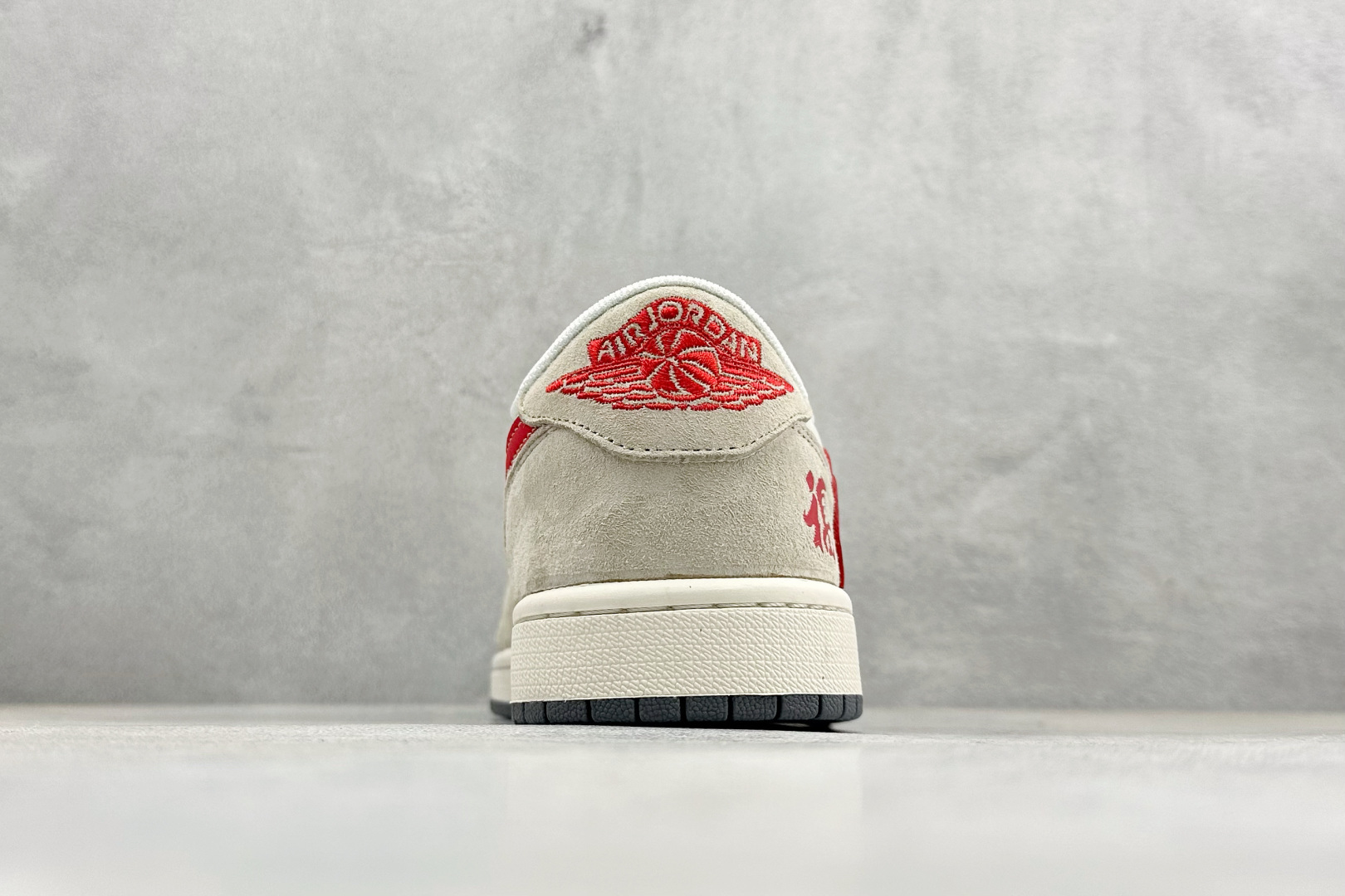 Air Jordan 1 Low AJ1 乔1 马年限定 高端定制 倒钩低帮复古篮球鞋 LX1988-809-Top High Quatity Cheap Sneakers Fashion Clothing Clothes Bags handbags Shoes of all Brand wholesale With The best Quality And Beautiful Price from China Factory Chinese suppliers wholesaler seller Air Jordan 1 Low AJ1 乔1 马年限定 高端定制 倒钩低帮复古篮球鞋 LX1988-809