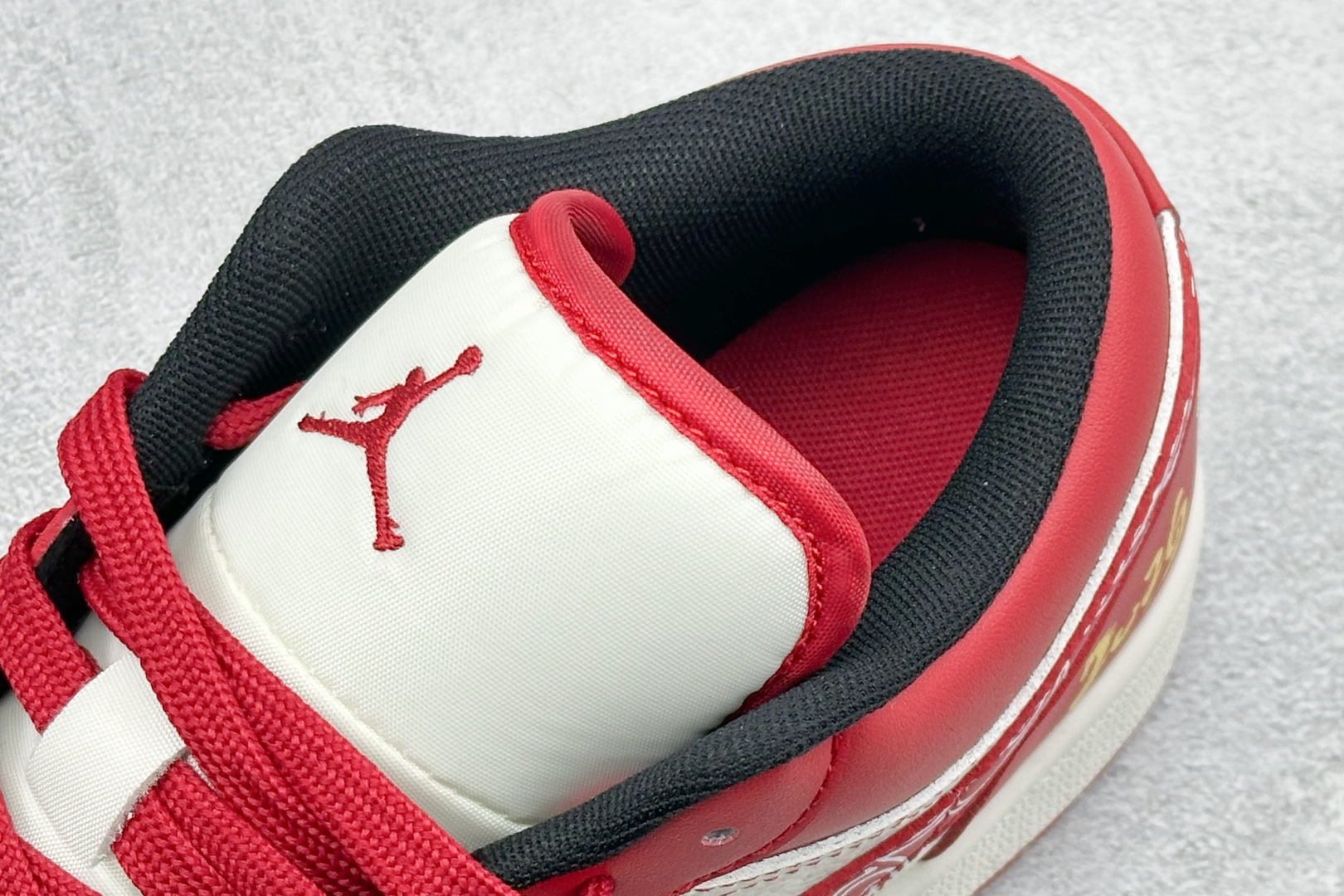 Air Jordan 1 Low AJ1 乔1 2026马年限定 高端定制 低帮复古篮球鞋 KG6669-F22-Top High Quatity Cheap Sneakers Fashion Clothing Clothes Bags handbags Shoes of all Brand wholesale With The best Quality And Beautiful Price from China Factory Chinese suppliers wholesaler seller Air Jordan 1 Low AJ1 乔1 2026马年限定 高端定制 低帮复古篮球鞋 KG6669-F22