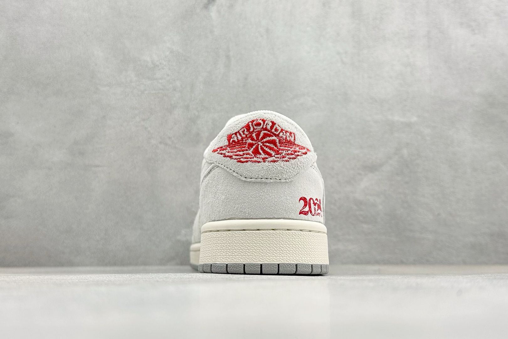 Air Jordan 1 Low AJ1 乔1 马年限定 高端定制 倒钩低帮复古篮球鞋 JY6988-124-Top High Quatity Cheap Sneakers Fashion Clothing Clothes Bags handbags Shoes of all Brand wholesale With The best Quality And Beautiful Price from China Factory Chinese suppliers wholesaler seller Air Jordan 1 Low AJ1 乔1 马年限定 高端定制 倒钩低帮复古篮球鞋 JY6988-124