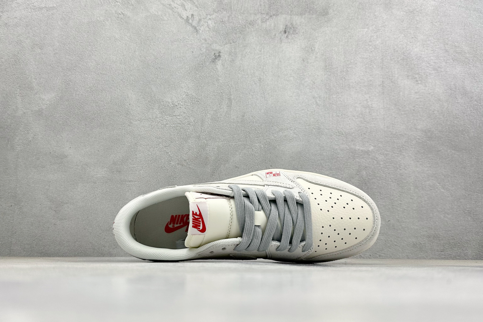 Air Jordan 1 Low AJ1 乔1 马年限定 高端定制 倒钩低帮复古篮球鞋 JY6988-124-Top High Quatity Cheap Sneakers Fashion Clothing Clothes Bags handbags Shoes of all Brand wholesale With The best Quality And Beautiful Price from China Factory Chinese suppliers wholesaler seller Air Jordan 1 Low AJ1 乔1 马年限定 高端定制 倒钩低帮复古篮球鞋 JY6988-124