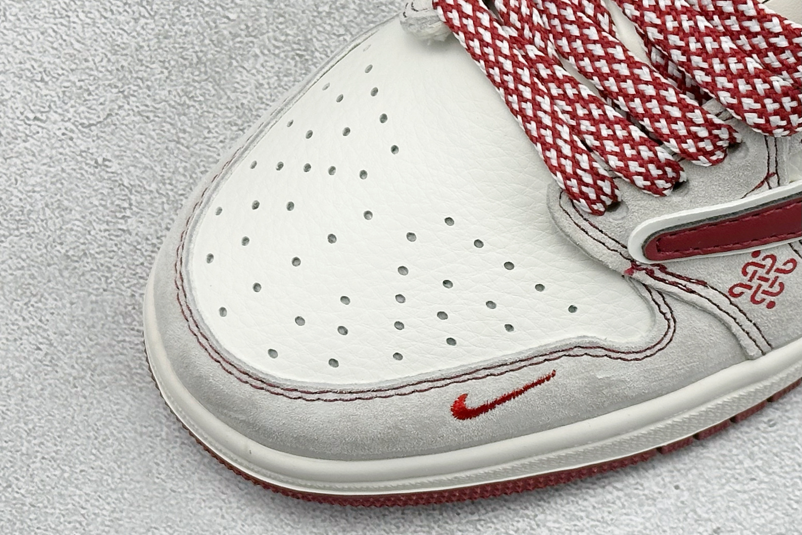 Air Jordan 1 Low AJ1 乔1 马年限定 高端定制 倒钩低帮复古篮球鞋 JW1188-180-Top High Quatity Cheap Sneakers Fashion Clothing Clothes Bags handbags Shoes of all Brand wholesale With The best Quality And Beautiful Price from China Factory Chinese suppliers wholesaler seller Air Jordan 1 Low AJ1 乔1 马年限定 高端定制 倒钩低帮复古篮球鞋 JW1188-180