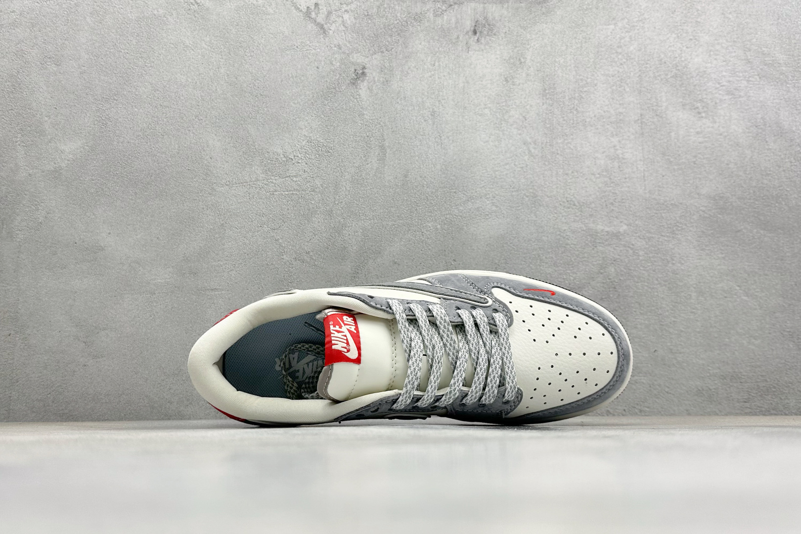 260 Air Jordan 1 Low AJ1 乔1 2026马年限定 高端定制 倒钩低帮复古篮球鞋 JW1188-179