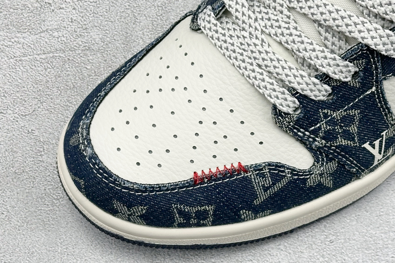 Air Jordan 1 Low AJ1 乔1 LV联名 高端定制 低帮复古篮球鞋 YX5066-389