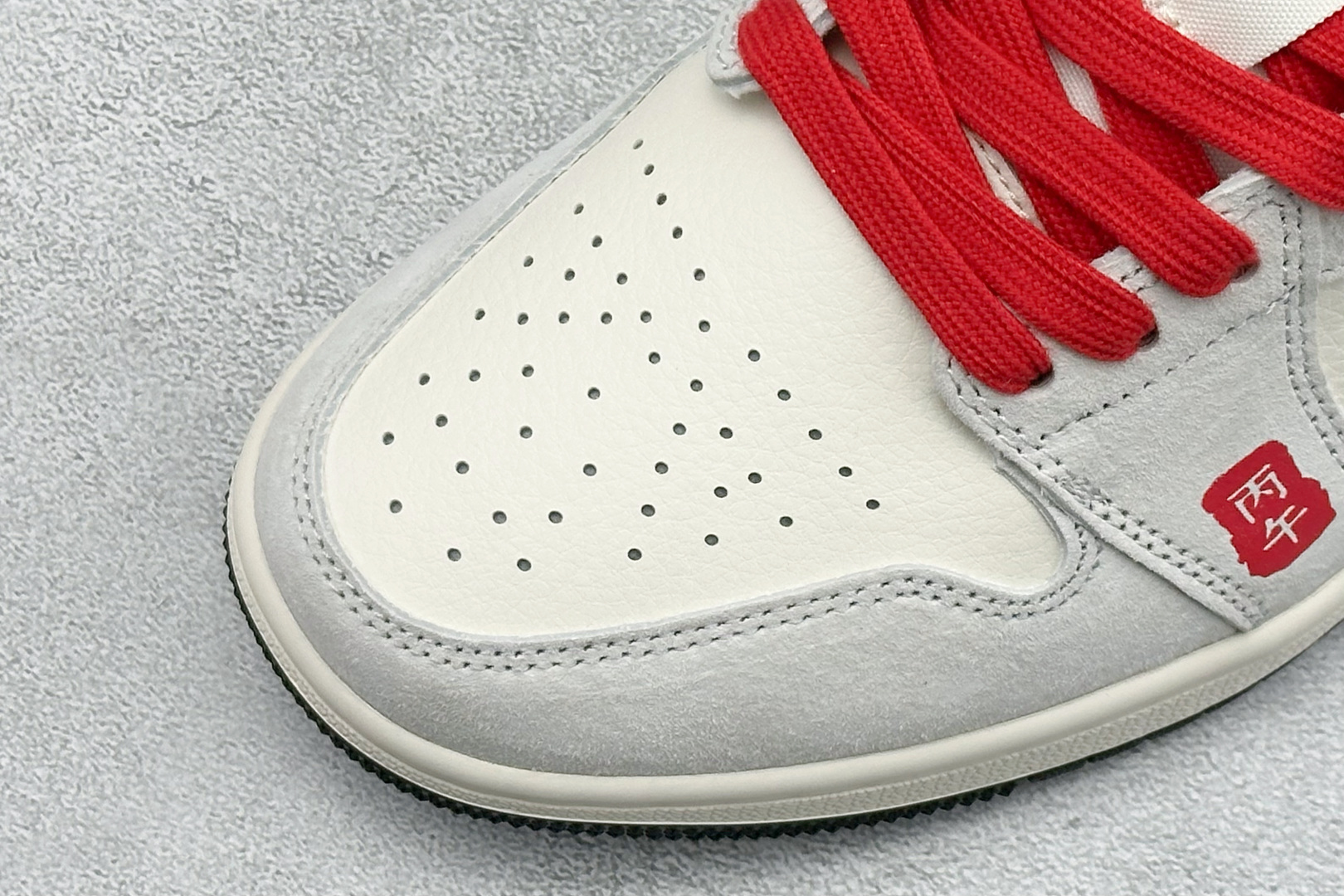 Air Jordan 1 Low AJ1 乔1 马年限定 高端定制 低帮复古篮球鞋 LX1988-825-Top High Quatity Cheap Sneakers Fashion Clothing Clothes Bags handbags Shoes of all Brand wholesale With The best Quality And Beautiful Price from China Factory Chinese suppliers wholesaler seller Air Jordan 1 Low AJ1 乔1 马年限定 高端定制 低帮复古篮球鞋 LX1988-825