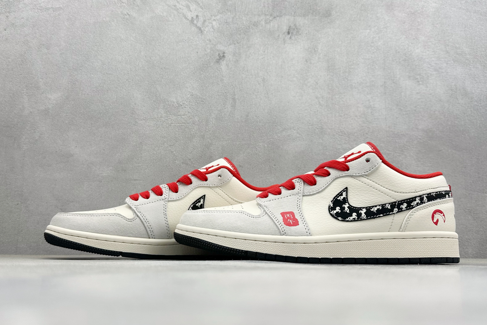 Air Jordan 1 Low AJ1 乔1 马年限定 高端定制 低帮复古篮球鞋 LX1988-825-Top High Quatity Cheap Sneakers Fashion Clothing Clothes Bags handbags Shoes of all Brand wholesale With The best Quality And Beautiful Price from China Factory Chinese suppliers wholesaler seller Air Jordan 1 Low AJ1 乔1 马年限定 高端定制 低帮复古篮球鞋 LX1988-825