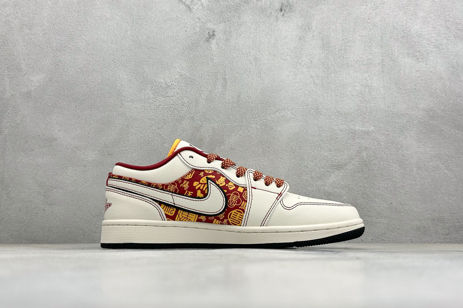 Air Jordan 1 Low AJ1 乔1 马年限定 高端定制 低帮复古篮球鞋 XT6998-119