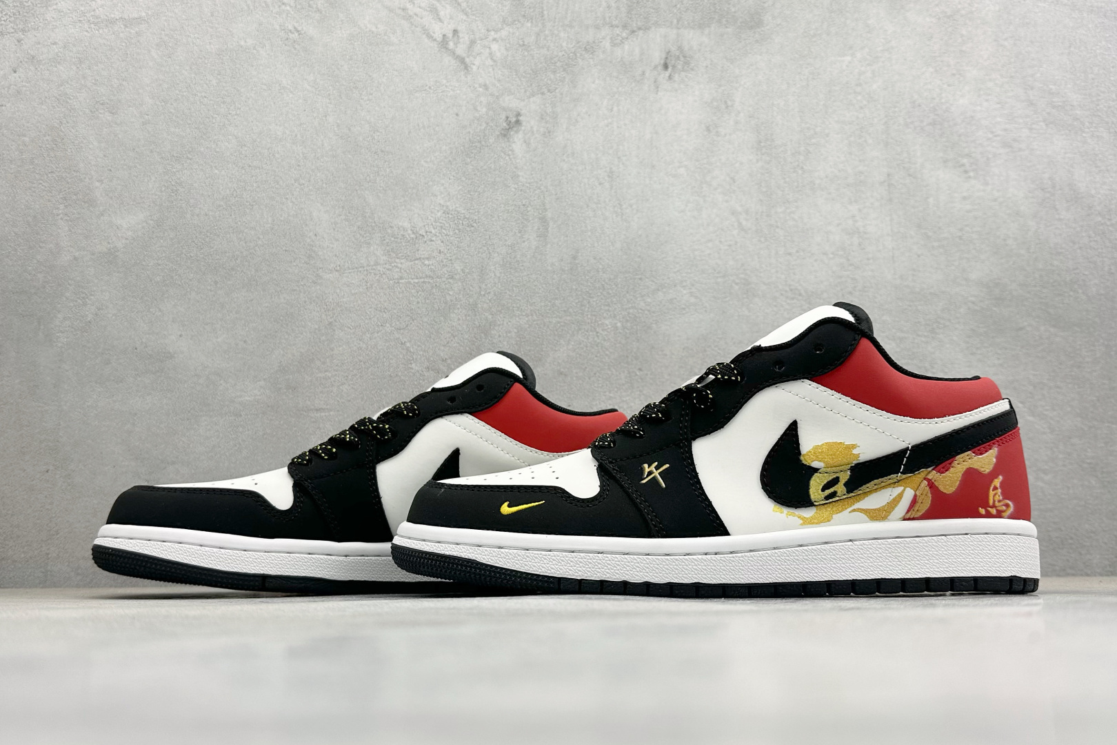 260 Air Jordan 1 Low AJ1 乔1 马年限定 高端定制 低帮复古篮球鞋 FD5188-601